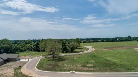 61590 Tarhe Trail Trail