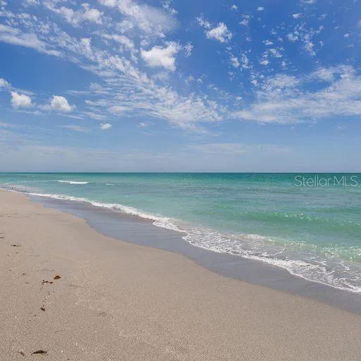 938 E VENICE AVENUE Venice, FL 34285