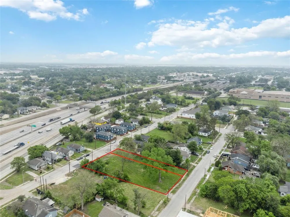 4604 Market Street Houston, TX 77020