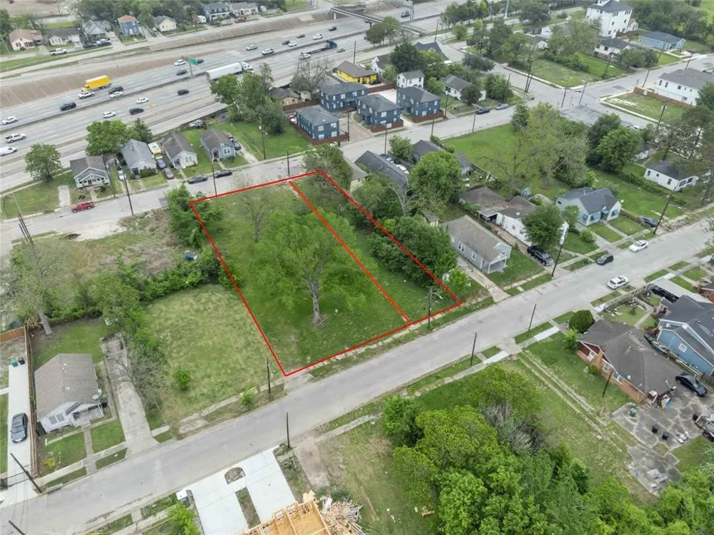 4604 Market Street Houston, TX 77020