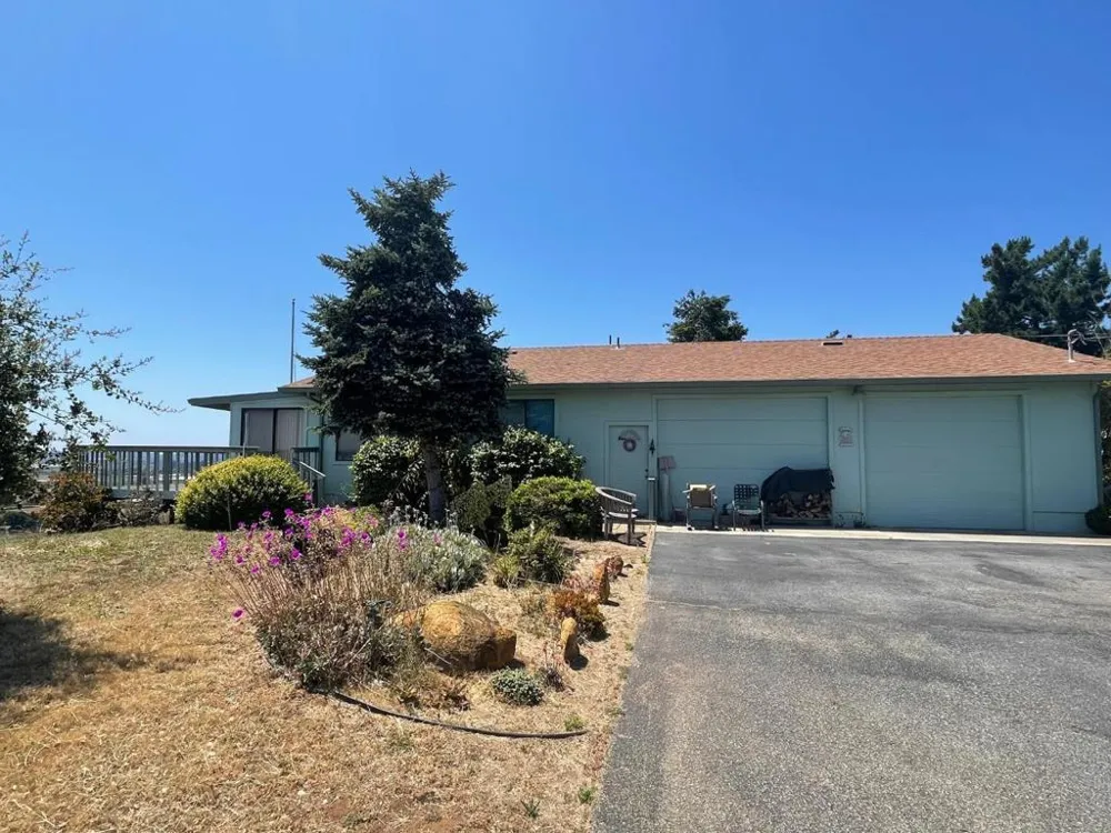 221 Peckham Road Watsonville, CA 95076
