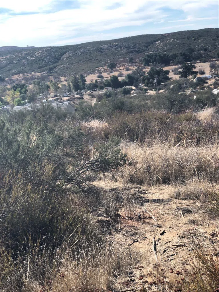 29 Rocky Knoll Road Hemet, CA 92544