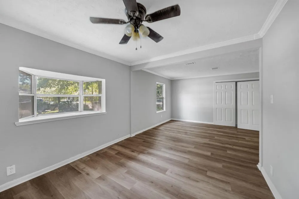 8142 Herschelwood Street Sunnyside, TX 77033