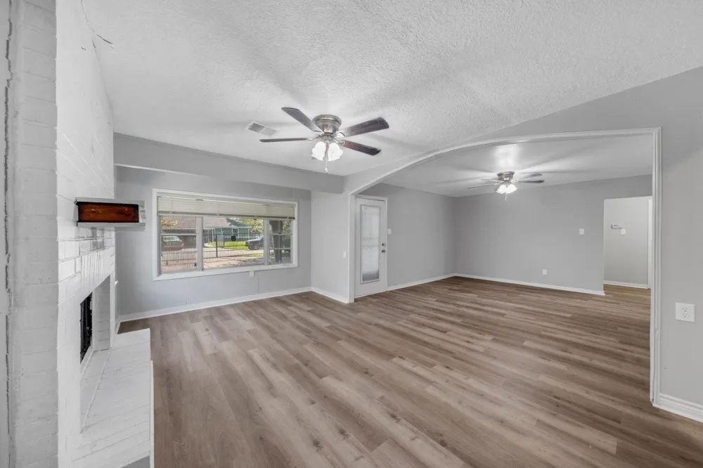 8142 Herschelwood Street Sunnyside, TX 77033
