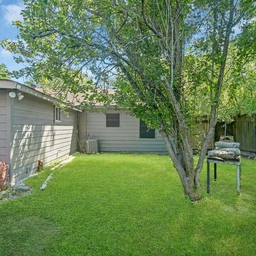 8142 Herschelwood Street Sunnyside, TX 77033