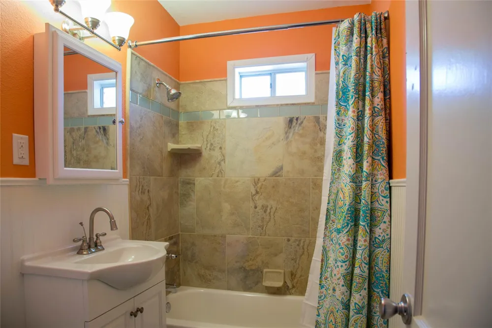 2308 53rd Street Galveston, TX 77551