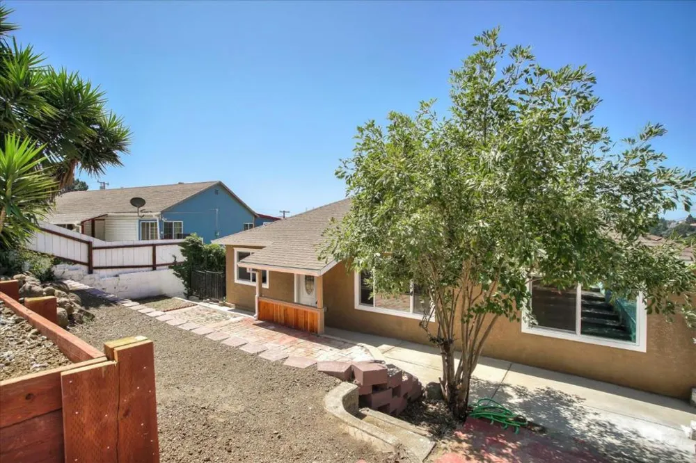 110 Navone Street Vallejo, CA 94591