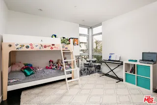 125 PACIFIC STREET #1 Santa Monica, CA 90405