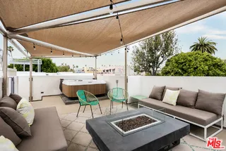 125 PACIFIC STREET #1 Santa Monica, CA 90405