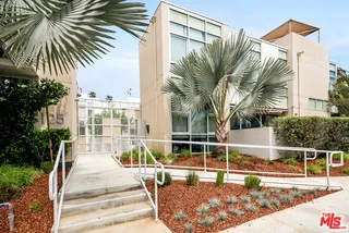 125 PACIFIC STREET #1