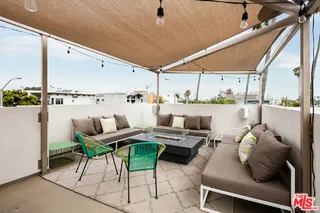 125 PACIFIC STREET #1 Santa Monica, CA 90405