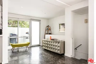 125 PACIFIC STREET #1 Santa Monica, CA 90405