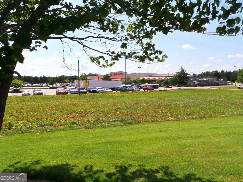 0 S Davis RD LaGrange, GA 30241