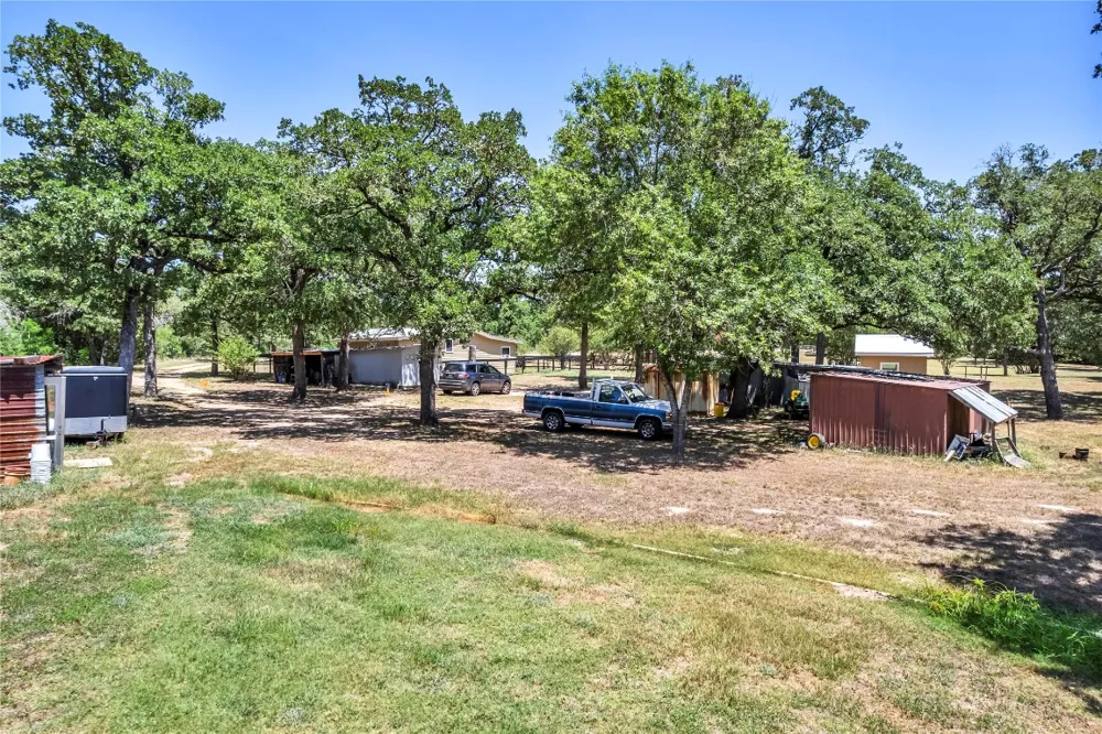 148 Milam Lane Bastrop, TX 78602
