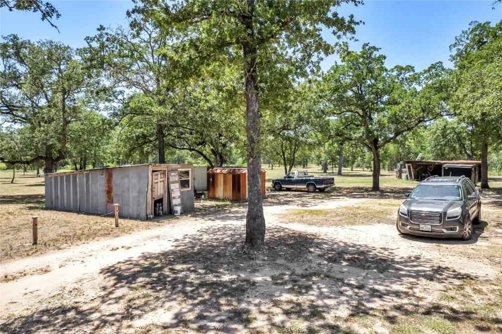 148 Milam Lane Bastrop, TX 78602