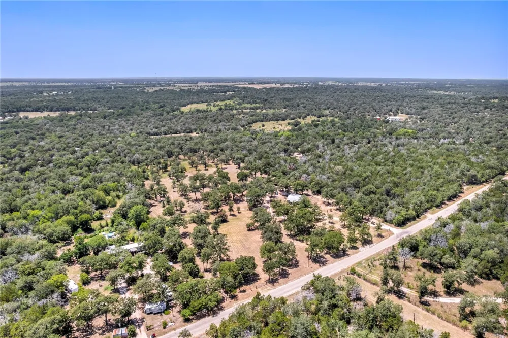 148 Milam Lane Bastrop, TX 78602