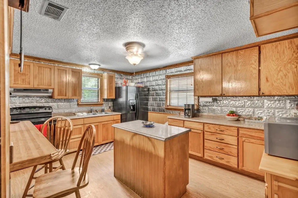 148 Milam Lane Bastrop, TX 78602