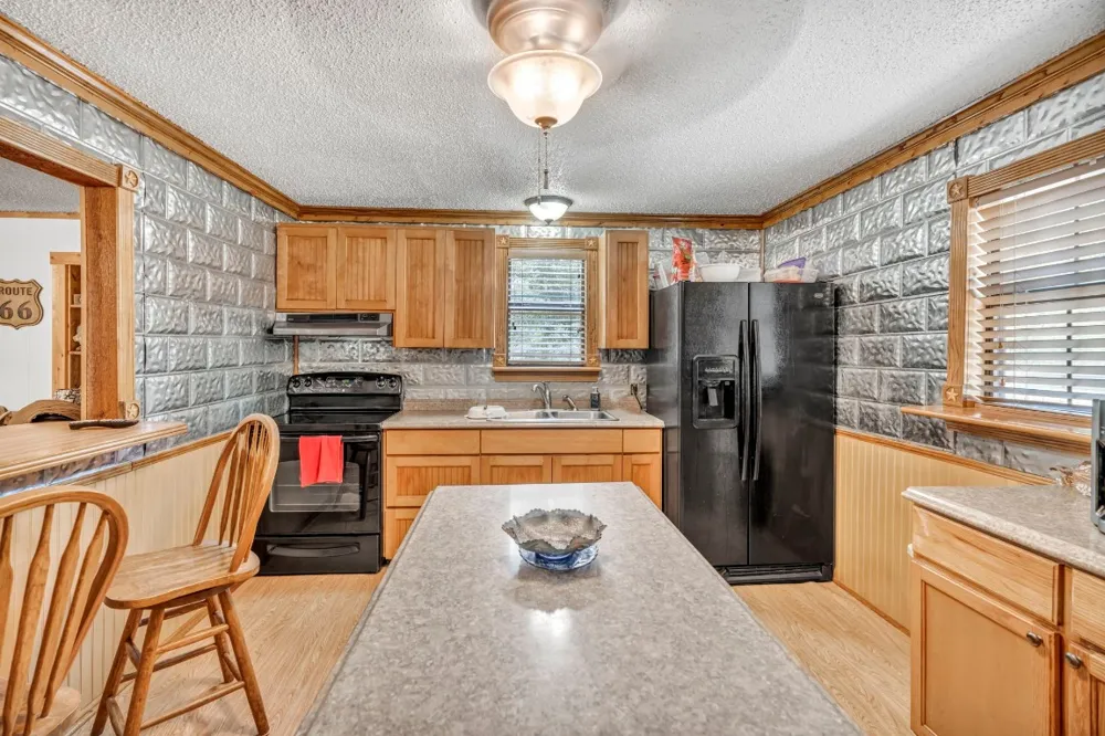 148 Milam Lane Bastrop, TX 78602