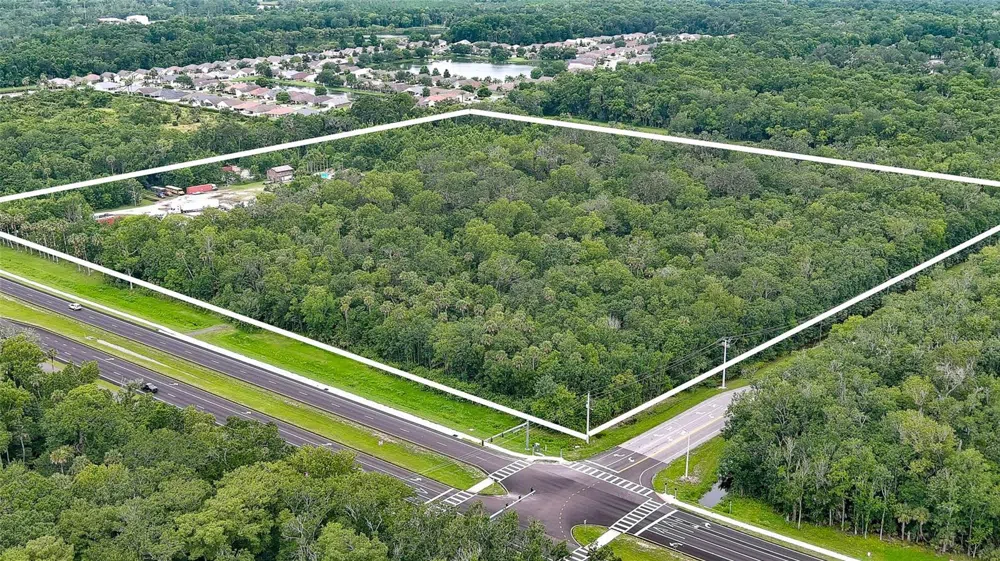 3145 W INDIAN RIVER BOULEVARD Edgewater, FL 32132