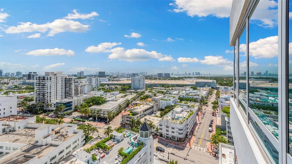 101 20th St #2102 Miami Beach, FL 33139