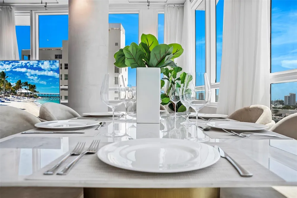 101 20th St #2102 Miami Beach, FL 33139