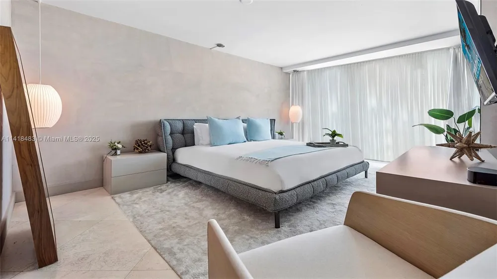 101 20th St #2102 Miami Beach, FL 33139