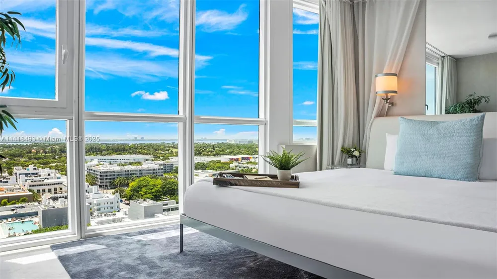 101 20th St #2102 Miami Beach, FL 33139