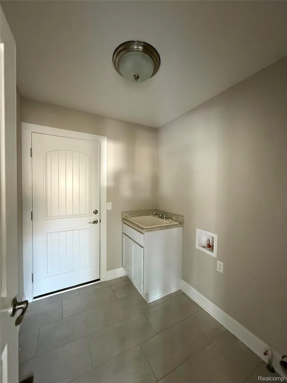 1025 CAMELLIA CIRCLE #41 Marion Township, MI 48843