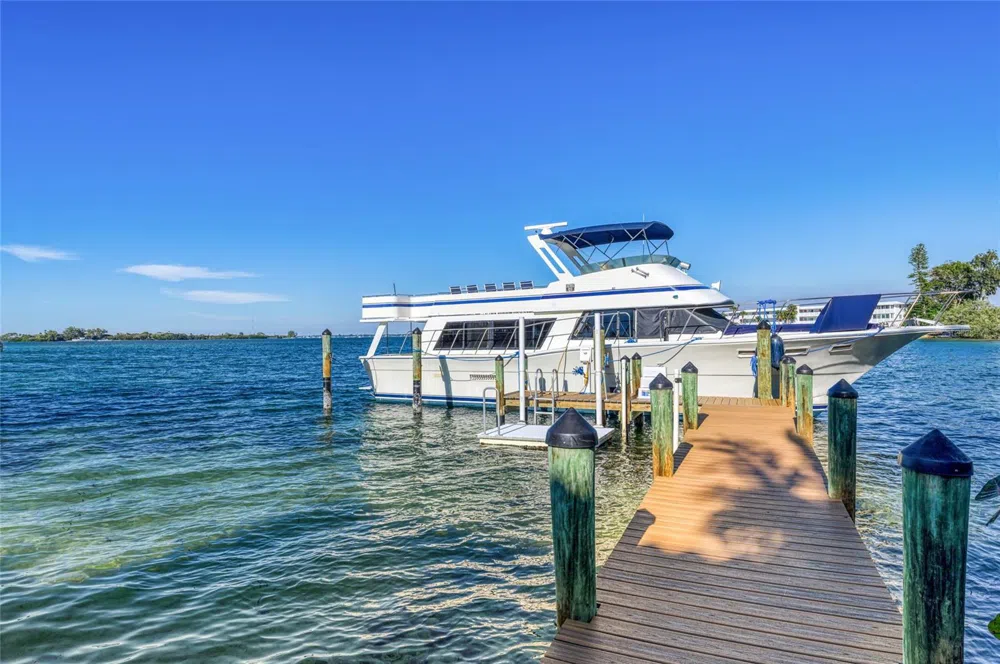 14 WASHINGTON DRIVE Sarasota, FL 34236