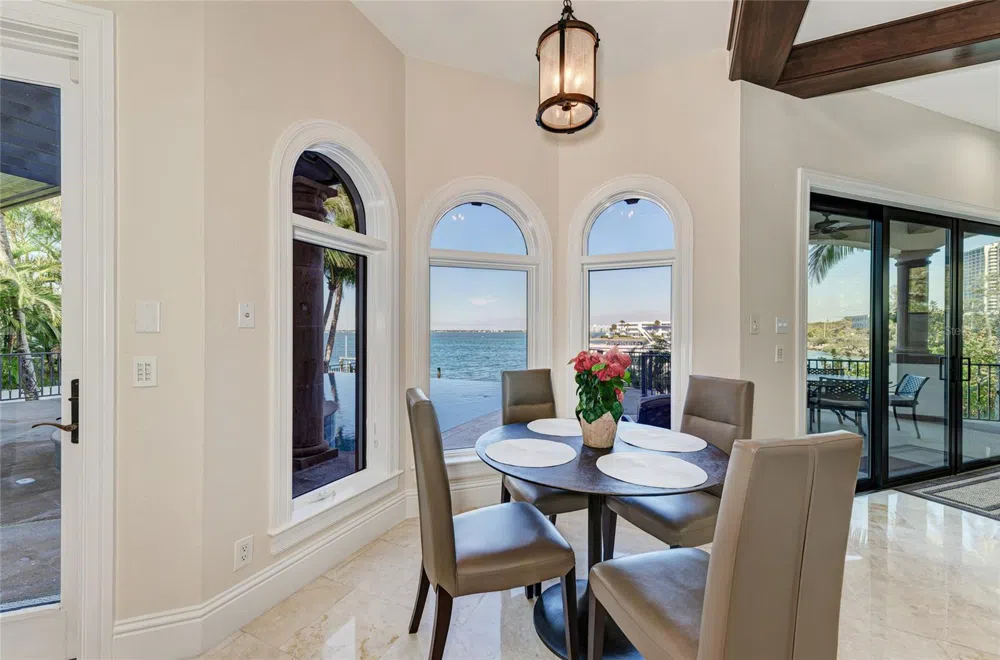 14 WASHINGTON DRIVE Sarasota, FL 34236