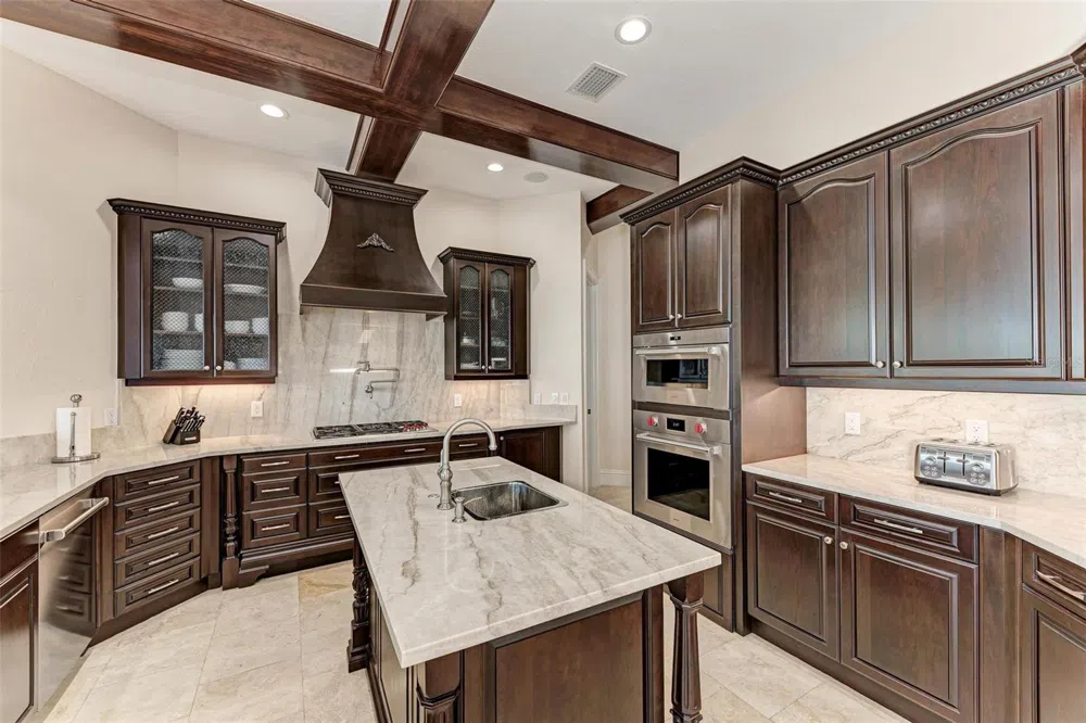 14 WASHINGTON DRIVE Sarasota, FL 34236