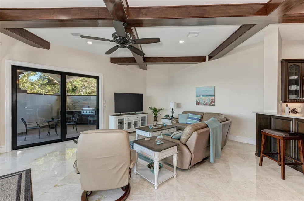 14 WASHINGTON DRIVE Sarasota, FL 34236