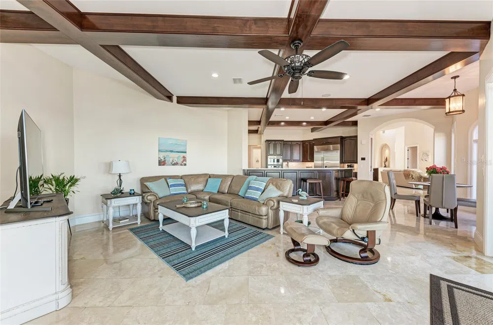 14 WASHINGTON DRIVE Sarasota, FL 34236