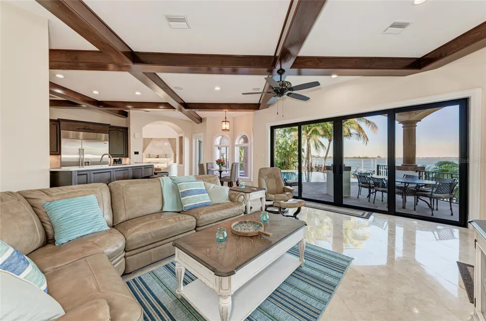 14 WASHINGTON DRIVE Sarasota, FL 34236