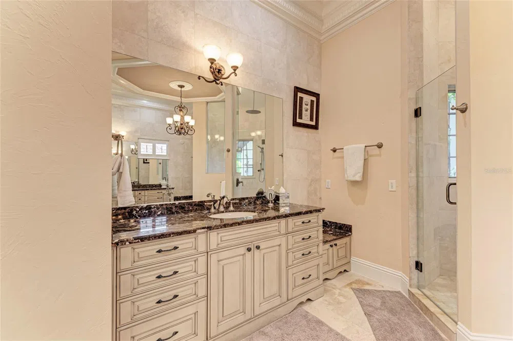 14 WASHINGTON DRIVE Sarasota, FL 34236