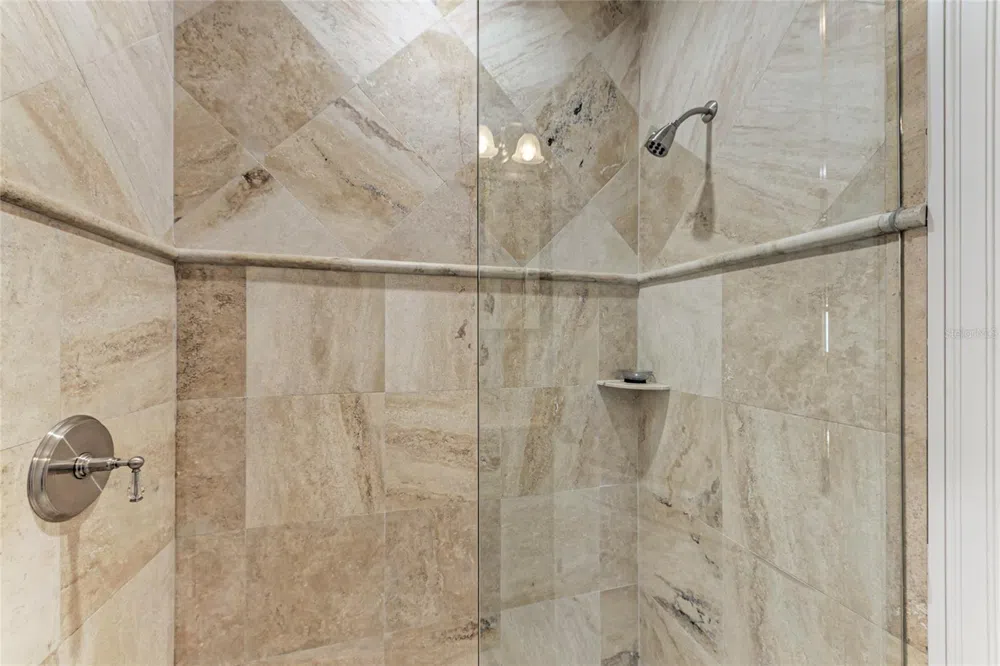 14 WASHINGTON DRIVE Sarasota, FL 34236