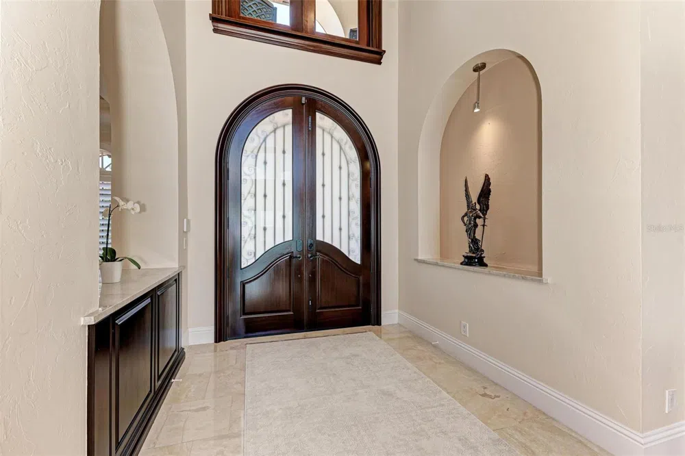 14 WASHINGTON DRIVE Sarasota, FL 34236