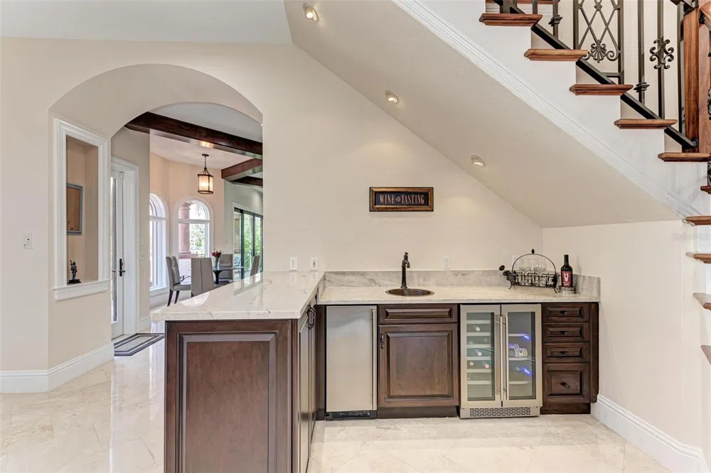 14 WASHINGTON DRIVE Sarasota, FL 34236