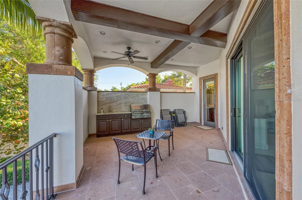 14 WASHINGTON DRIVE Sarasota, FL 34236