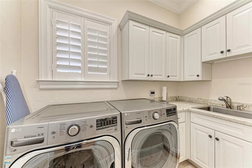 14 WASHINGTON DRIVE Sarasota, FL 34236