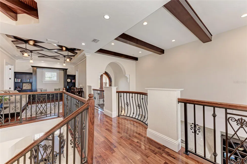 14 WASHINGTON DRIVE Sarasota, FL 34236