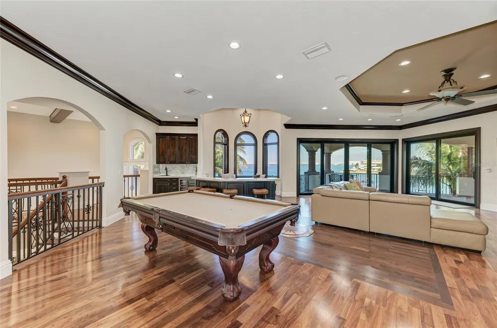 14 WASHINGTON DRIVE Sarasota, FL 34236