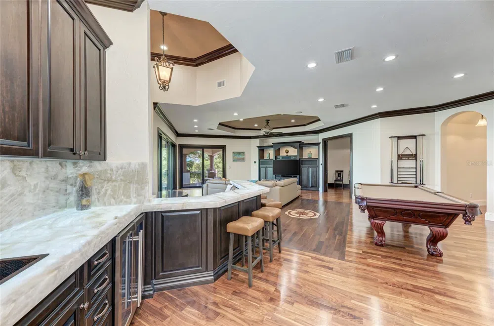 14 WASHINGTON DRIVE Sarasota, FL 34236