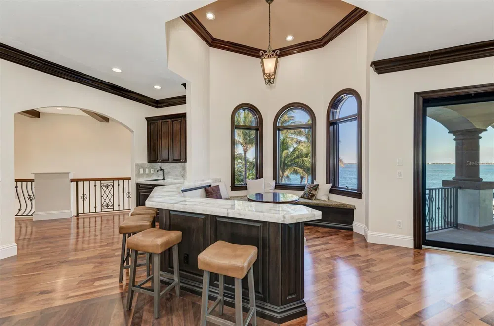 14 WASHINGTON DRIVE Sarasota, FL 34236