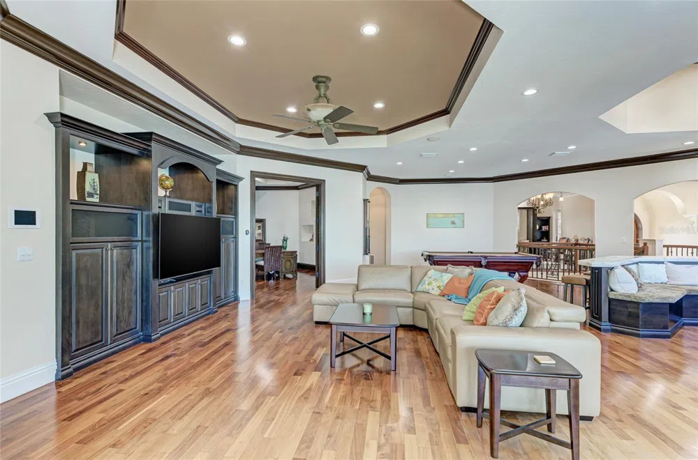 14 WASHINGTON DRIVE Sarasota, FL 34236