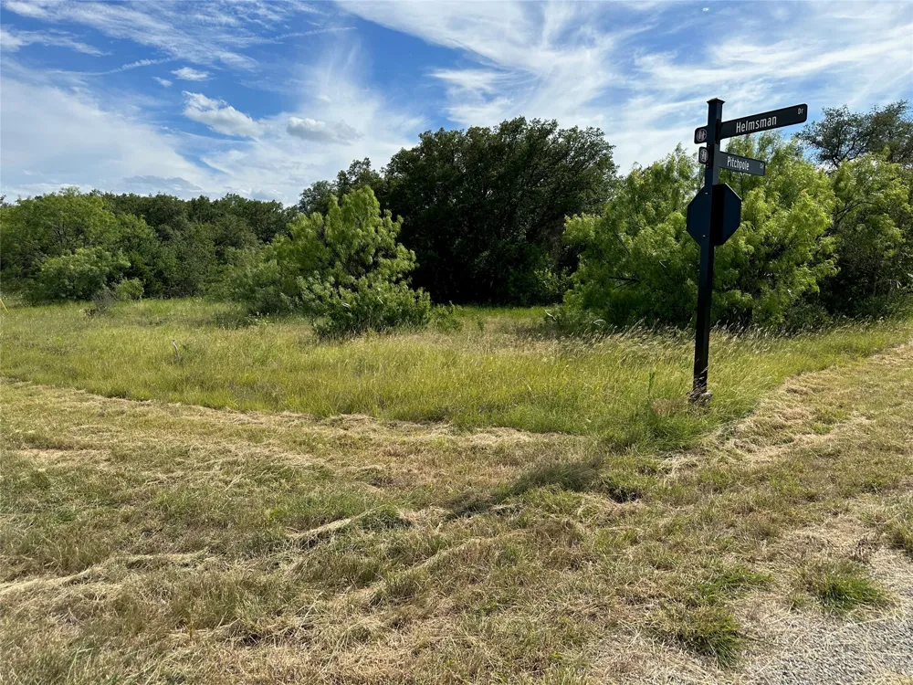 863 Pitchpole Circle Brownwood, TX 76801