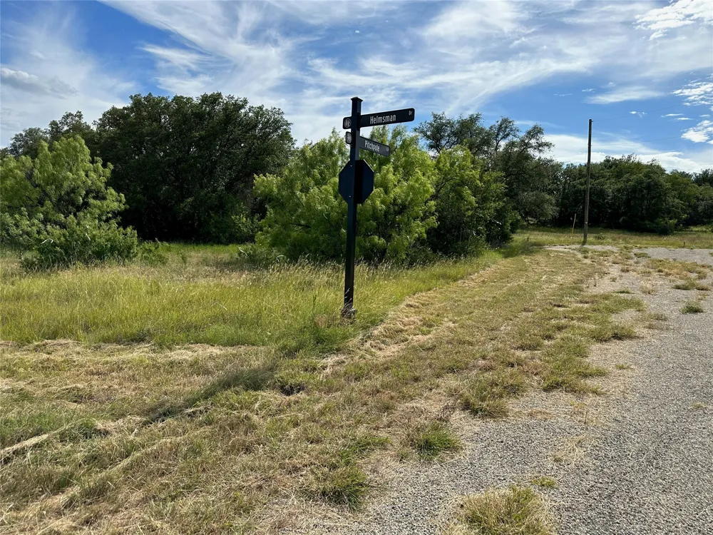 863 Pitchpole Circle Brownwood, TX 76801