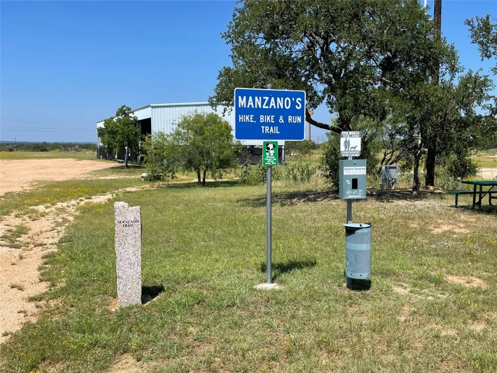 E Castlelakes Drive Granite Shoals, TX 78654