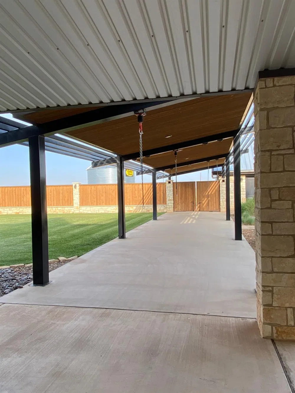 1635 County Road 135 Hale Center, TX 79041