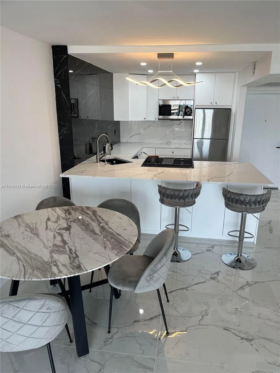 2030 S Ocean Dr #1602 Hallandale Beach, FL 33009